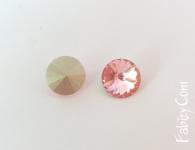 Нова ціна! 32грн(2шт) Кристали Риволі    Swarovski 8mm (ss39) Light Rose 1122F--ss39 LTRO. Стара ціна 40гривень