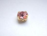 46грн(2шт) Шатони пришивні Swarovski 1088 7mm(ss34) Light Rose в цапах  золото 1038g