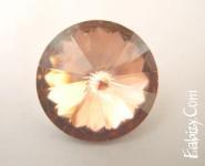 30грн(шт) Кристали Риволі Preciosa 18mm Crystal Apricot.